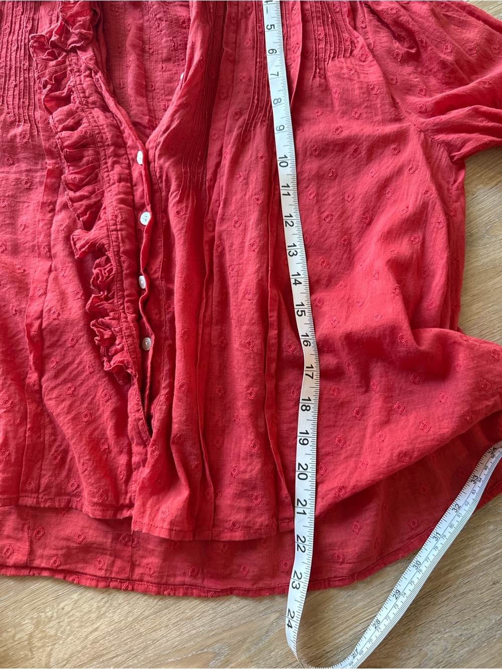 Doen Red Ruffled Button-Front Women's Blouse Small - Picture 7 of 8